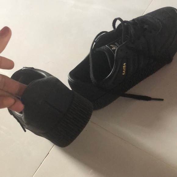 Adidas sneakers - Picture 3 of 3